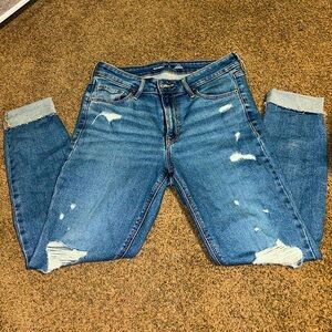 Mid-Rise distressed jeans